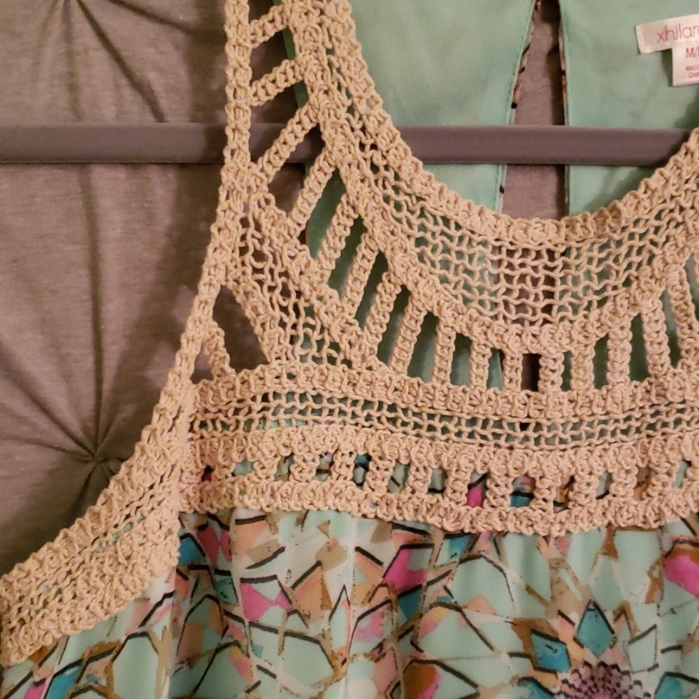 Spring dress - Picture 3 of 4